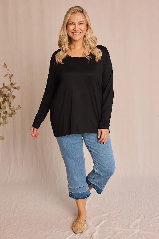 Long Sleeve Swing Tee in Black