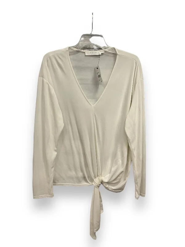 Top Long Sleeve Basic By Astr In Cream, Size: L