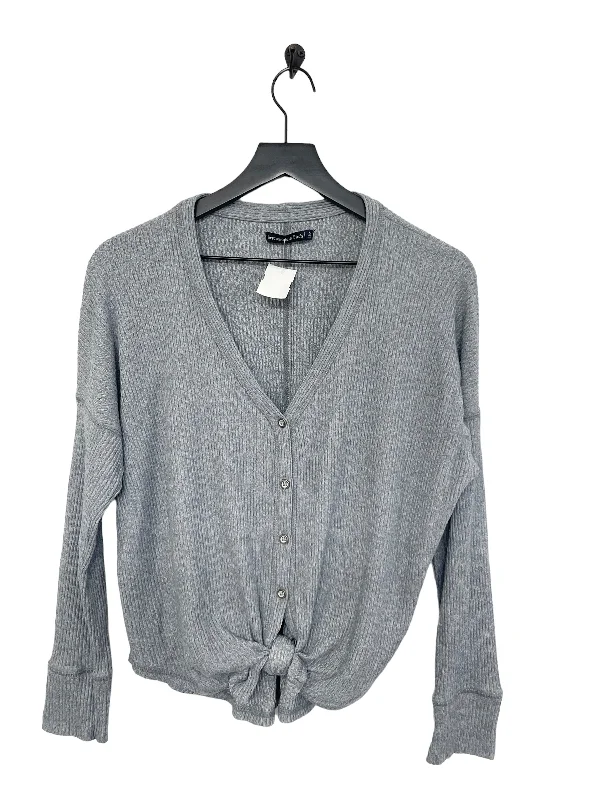 Top Long Sleeve By Abercrombie And Fitch In Grey, Size: S