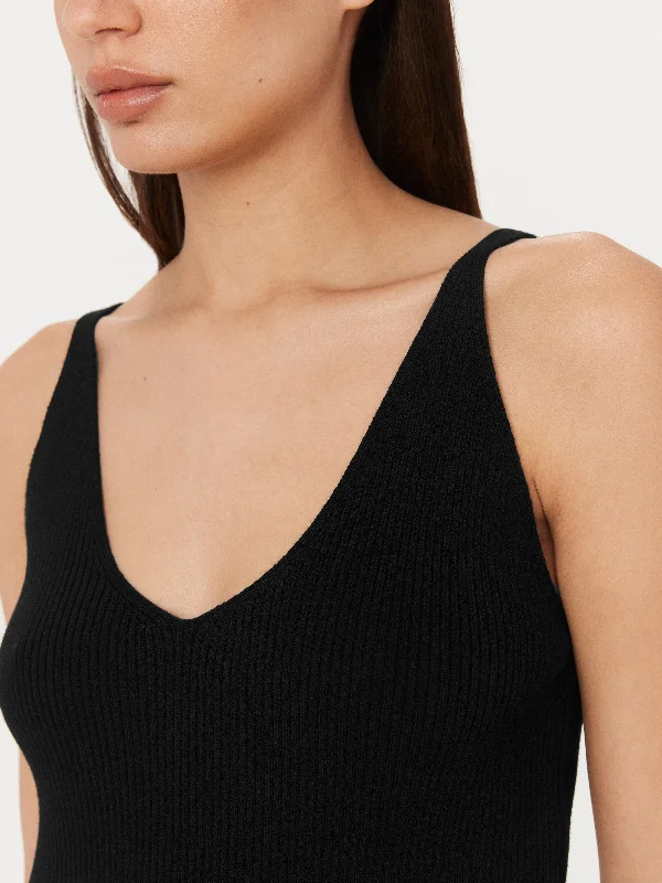 The Knit Tank Top in Black