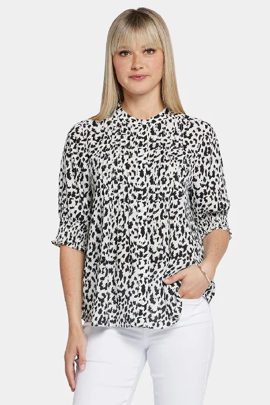 Pleated Short Sleeved Blouse - Gato