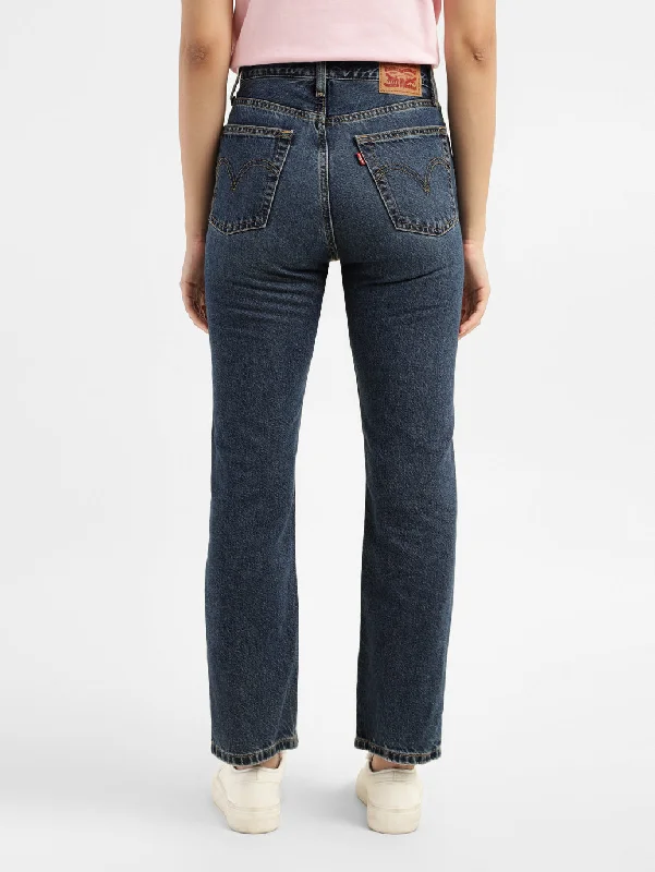 Women's Mid Rise Wedgie Straight Fit Jeans