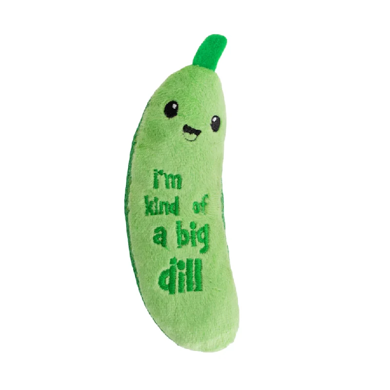 PETSTAGES "I'm Kind of a Big Dill" Crunchy Pickle Kicker